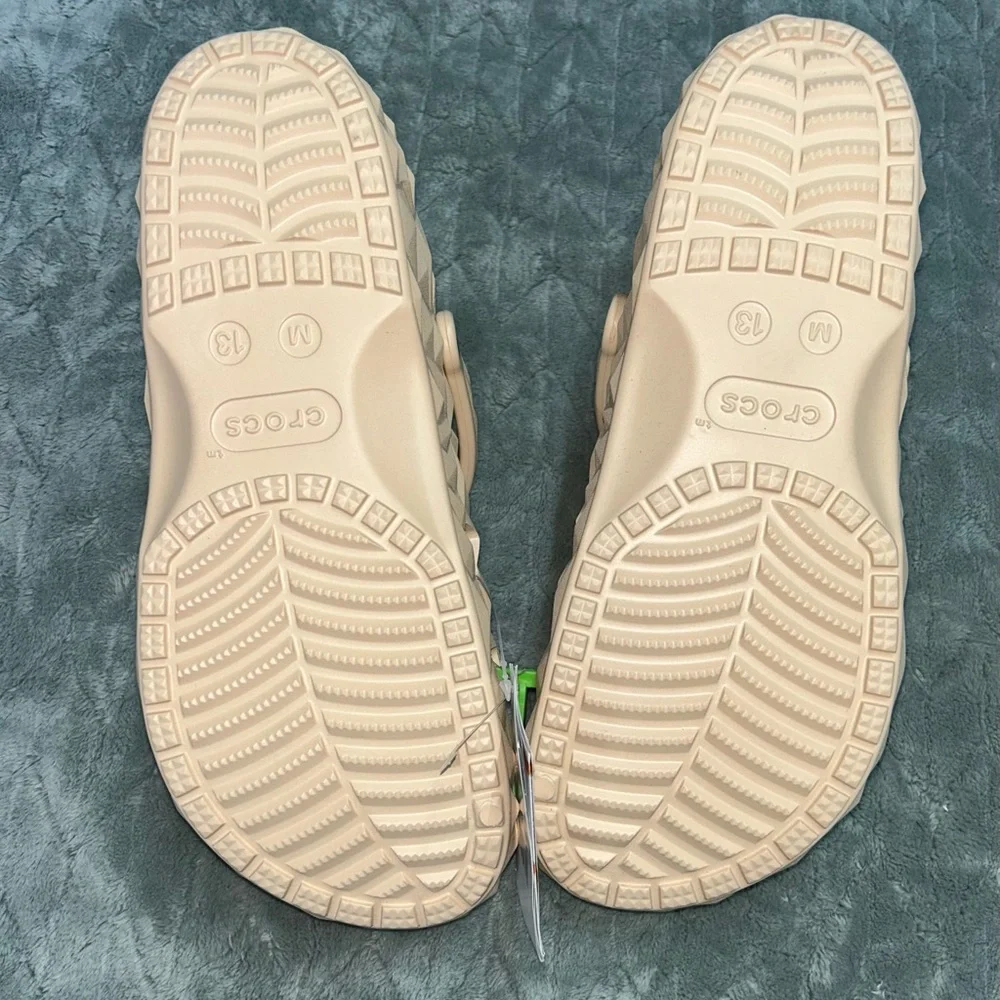 Crocs Classic Geometric Clog Men’s Size 13 - Picture 6 of 8